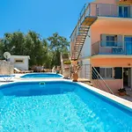 Stephania Villa Gaios