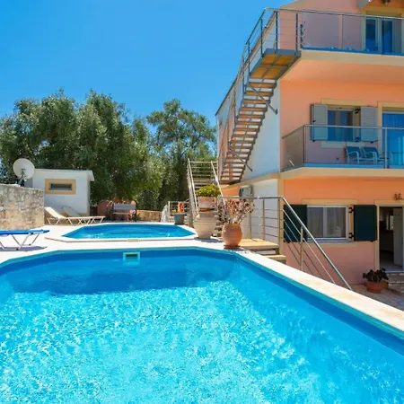 Stephania Villa Gaios